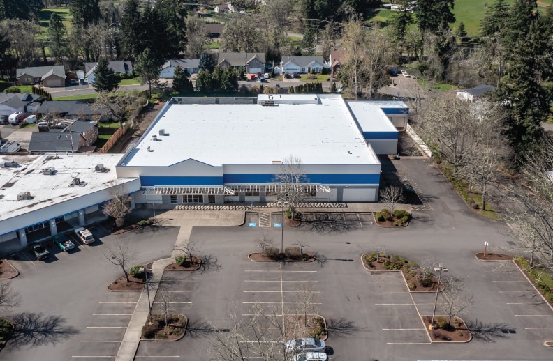 1405 N 99 Hwy, Cottage Grove, OR à vendre - Photo de l’immeuble – Image 1 sur 7
