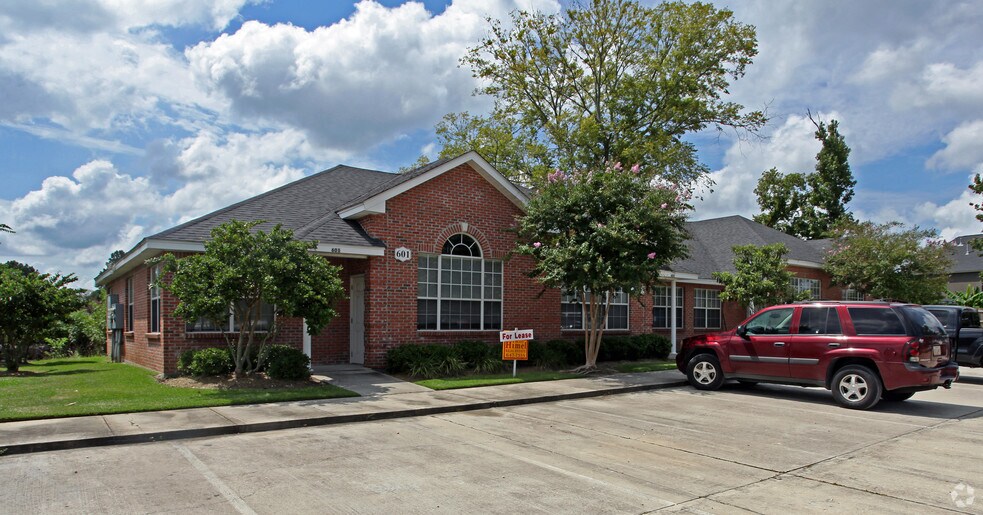9270 Siegen Ln, Baton Rouge, LA à louer - Photo principale – Image 1 sur 5