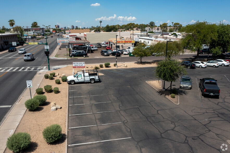 Thomas Rd, Phoenix, AZ à louer - Photo de l’immeuble – Image 3 sur 6