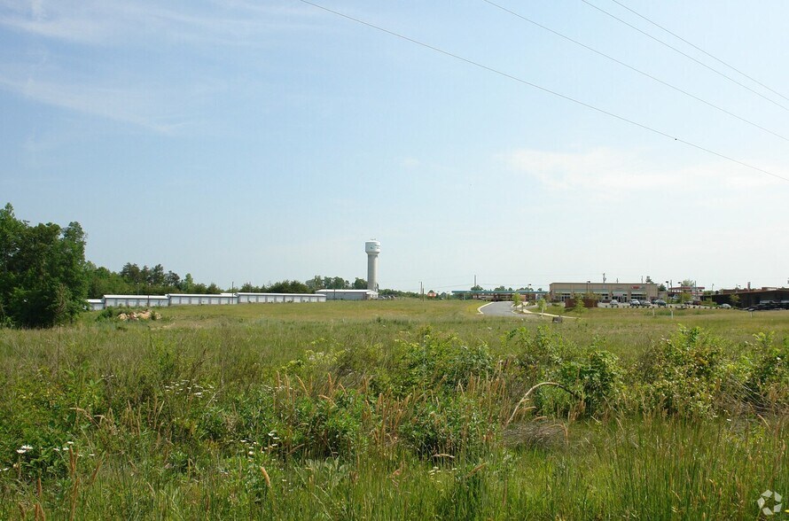 Cardigan Way & Catalina Rd Dr, Mooresville, NC à vendre - Photo de l’immeuble – Image 2 sur 3