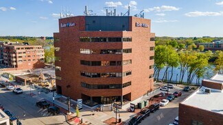 Plus de détails pour 402 Graham Ave, Eau Claire, WI - Bureau à louer