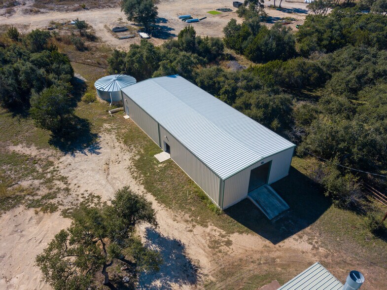 7748 E US Highway 290, Johnson City, TX à vendre - Photo principale – Image 1 sur 14