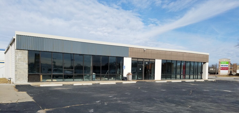 2618 NE Vivion Rd, Kansas City, MO à louer - Photo de l’immeuble – Image 3 sur 4