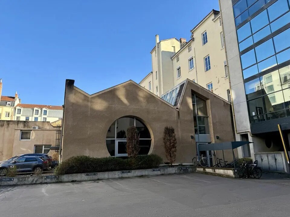 25 Rue Bossuet, Lyon à louer Photo de l’immeuble– Image 1 sur 5
