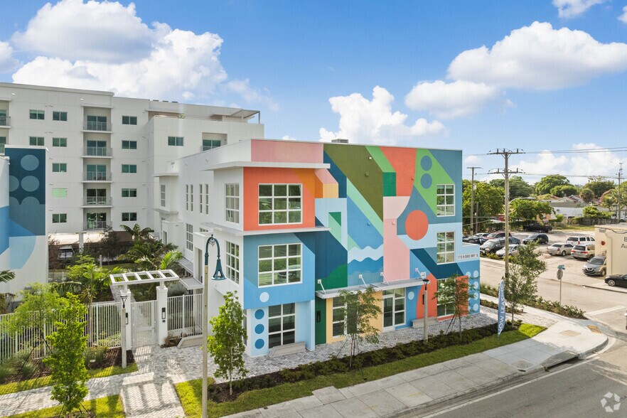 1715 N Dixie Hwy, Lake Worth, FL à louer - Photo de l’immeuble – Image 3 sur 5