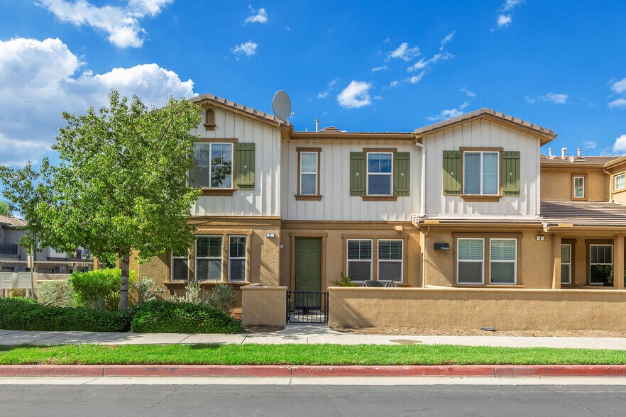 4 Condo Portfolio - Moreno Valley portefeuille de 4 biens à vendre sur LoopNet.fr - Photo de l’immeuble – Image 1 sur 44