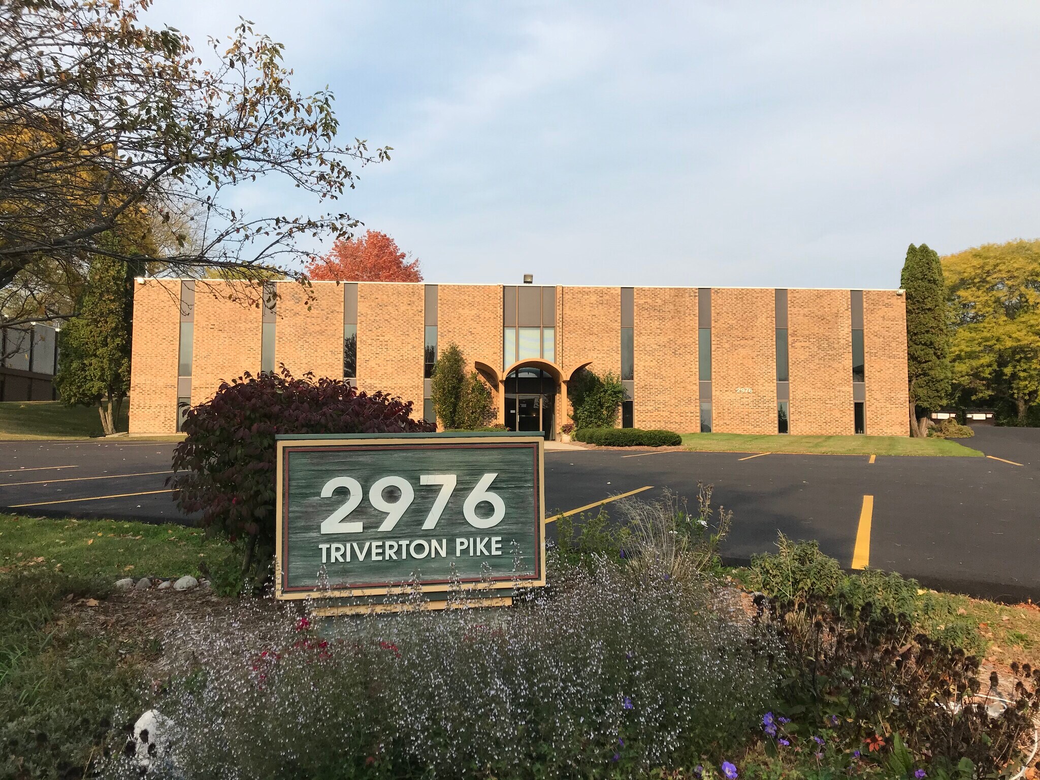 2976 Triverton Pike Dr, Madison, WI à louer Photo de l’immeuble– Image 1 sur 31