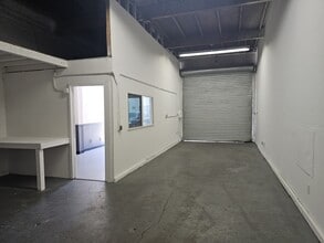 1457 E Philadelphia St, Ontario, CA à louer Photo intérieure– Image 1 sur 8