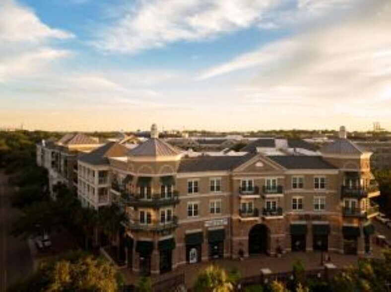 211 River Landing Dr, Charleston, SC à louer - Photo de l’immeuble – Image 3 sur 3