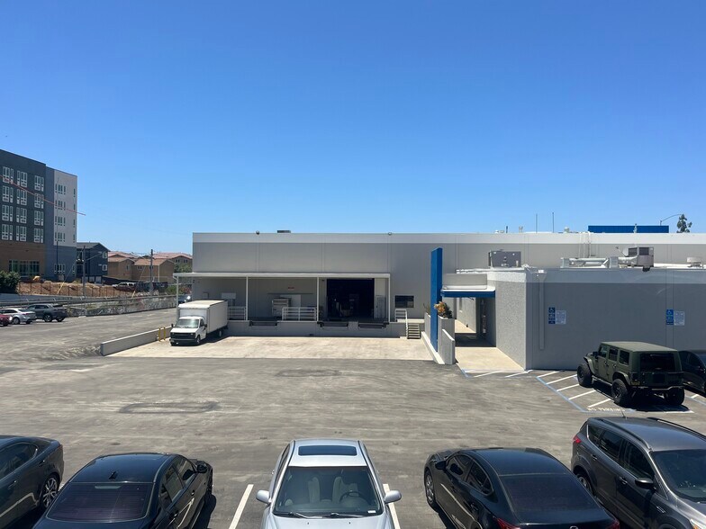 5275 Market St, San Diego, CA à louer - Photo de l’immeuble – Image 2 sur 9