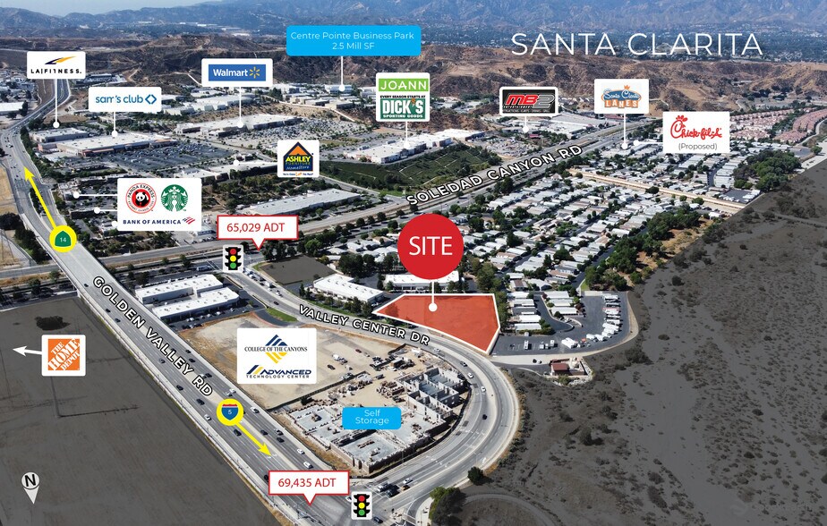 Valley Center Drive, Santa Clarita, CA à louer - Photo principale – Image 1 sur 1