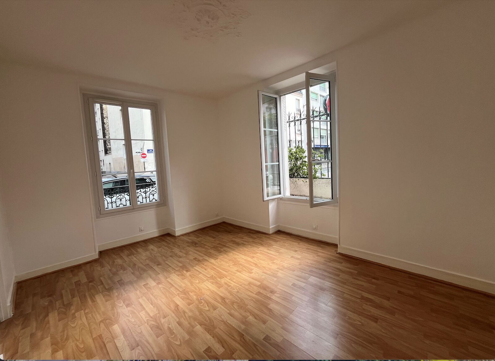 42 Rue Boulard, Paris à vendre Photo de l’immeuble– Image 1 sur 1