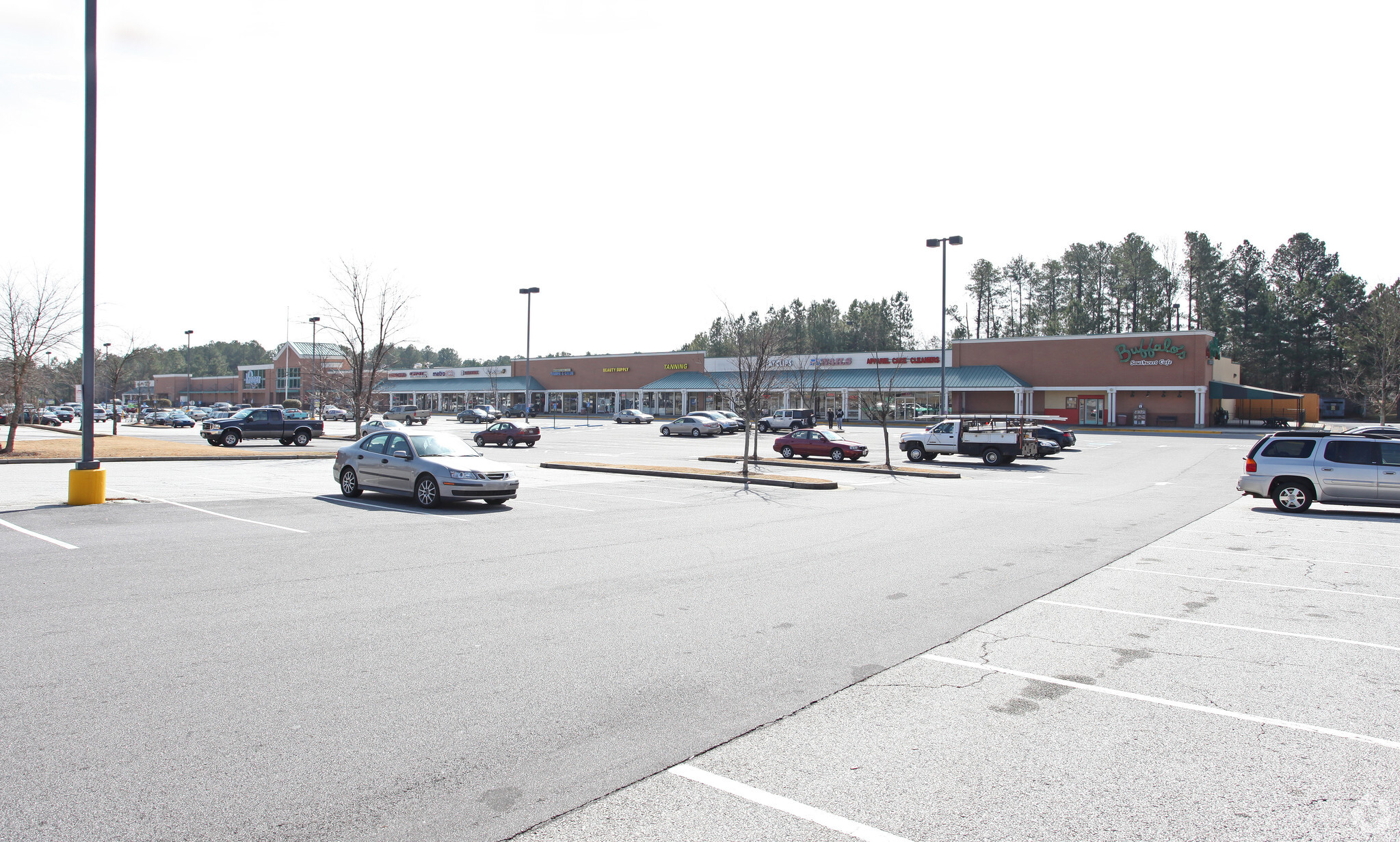 910 Athens Hwy, Loganville, GA à louer Photo principale– Image 1 sur 8