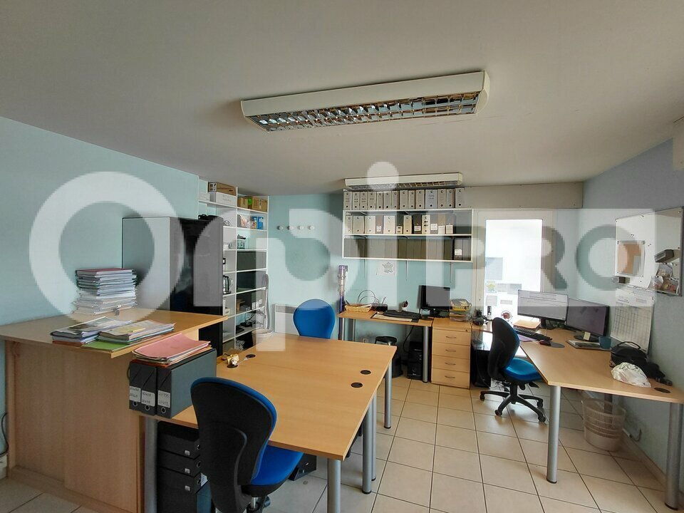 Local commercial dans Guérande à louer Photo intérieure– Image 1 sur 7