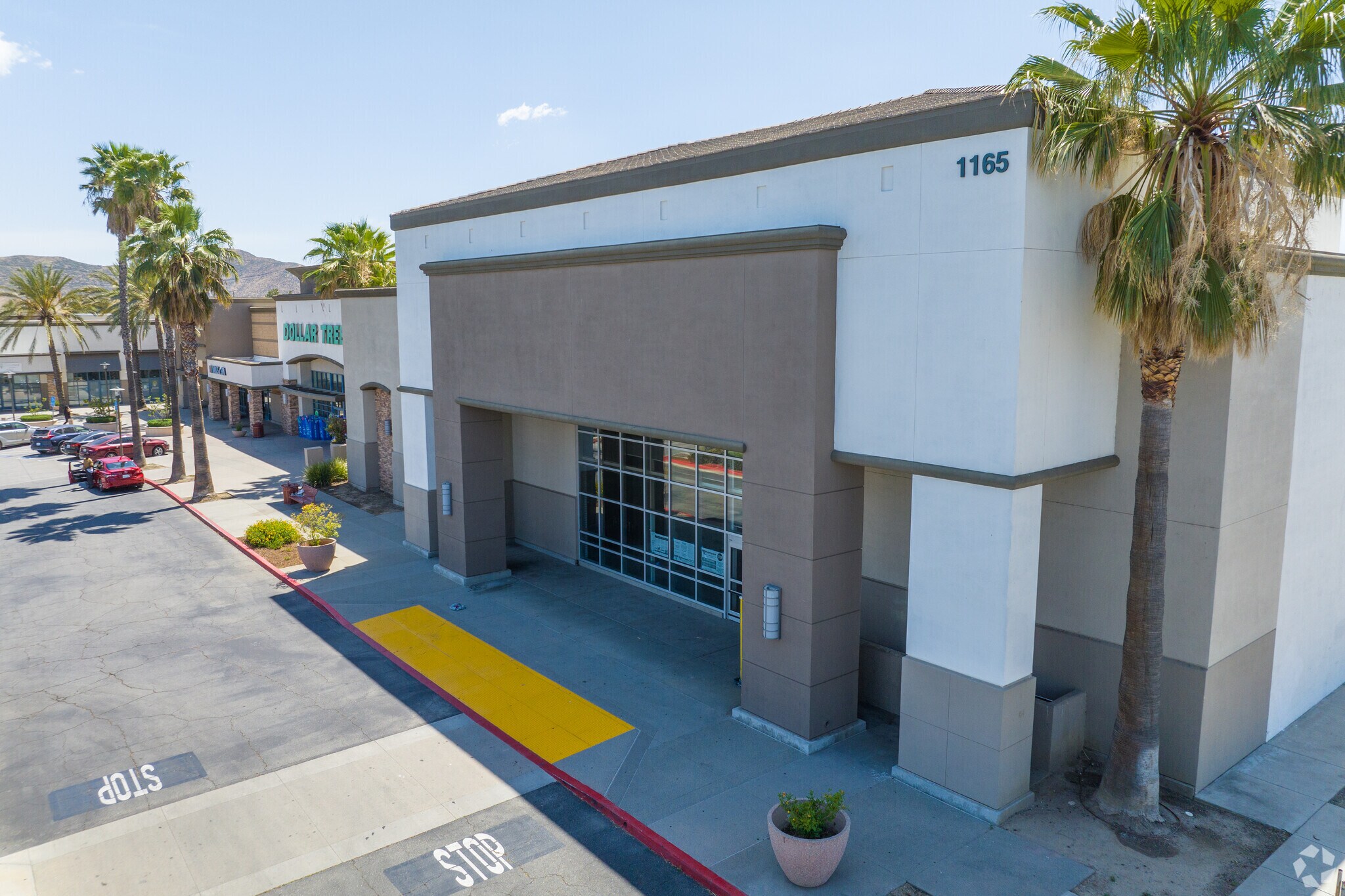 1165 S Sanderson Ave, Hemet, CA à vendre Photo principale– Image 1 sur 15