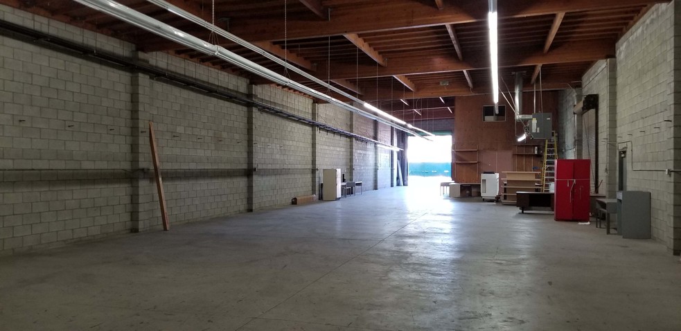 810 E Jefferson Blvd, Los Angeles, CA à louer - Autre – Image 2 sur 5