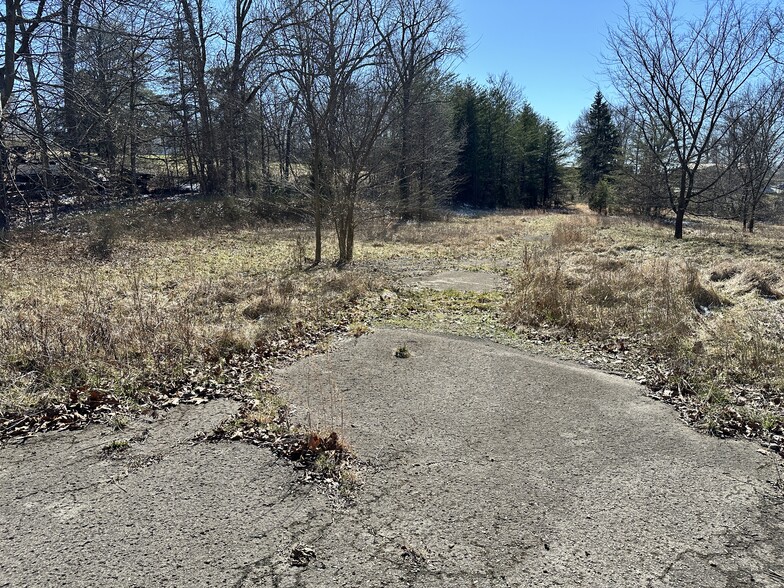225 Woodside Dr, Radcliff, KY à vendre - Photo de l’immeuble – Image 1 sur 12