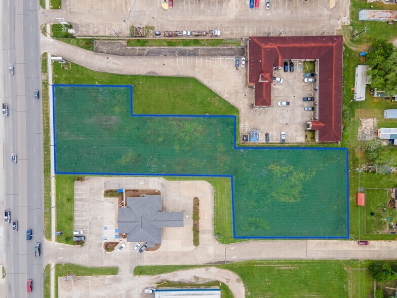 3612 7th, Bay City, TX à vendre - Aérien – Image 2 sur 8