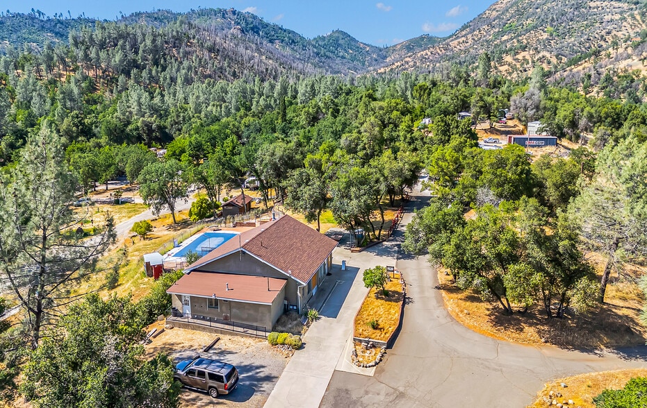 14216 Bear Mountain Rd, Redding, CA à vendre - Photo de l’immeuble – Image 2 sur 29