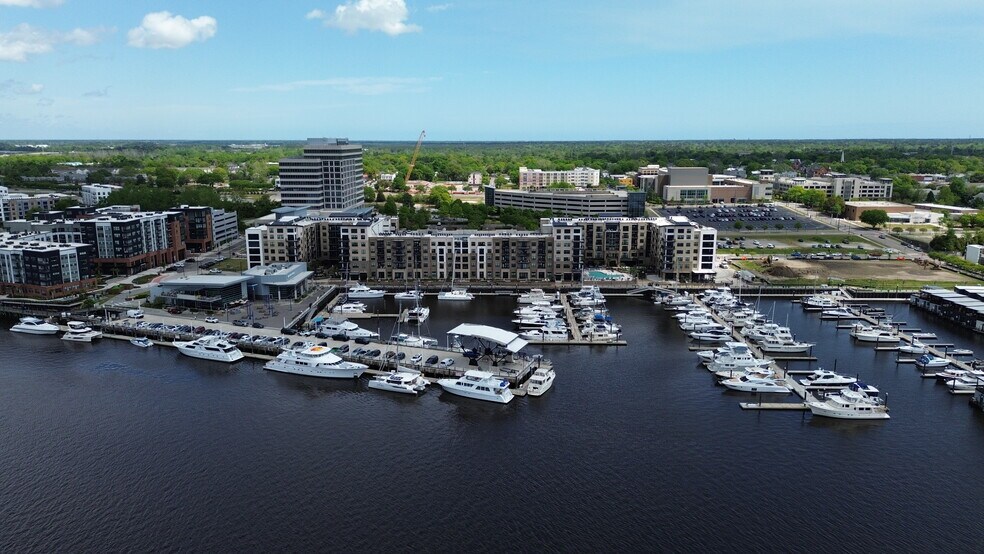 901 Nutt St, Wilmington, NC à louer - Photo de l’immeuble – Image 3 sur 93