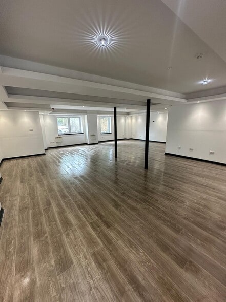 64A Newhaven Rd, Edinburgh à louer - Photo de l’immeuble – Image 3 sur 25