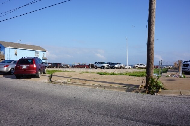 3128 Seawall Blvd, Galveston, TX à louer - Photo de l’immeuble – Image 2 sur 15