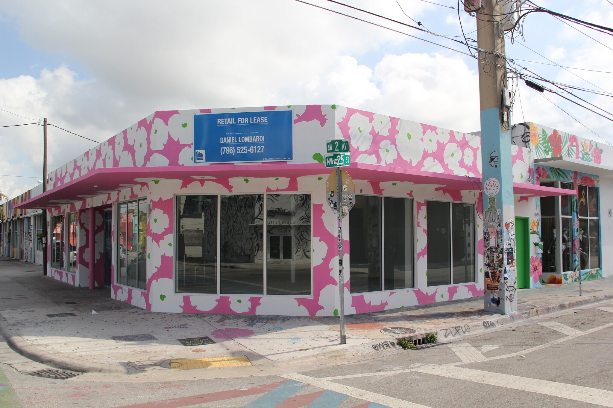 2501 NW 2nd Ave, Miami, FL à louer Photo de l’immeuble– Image 1 sur 4