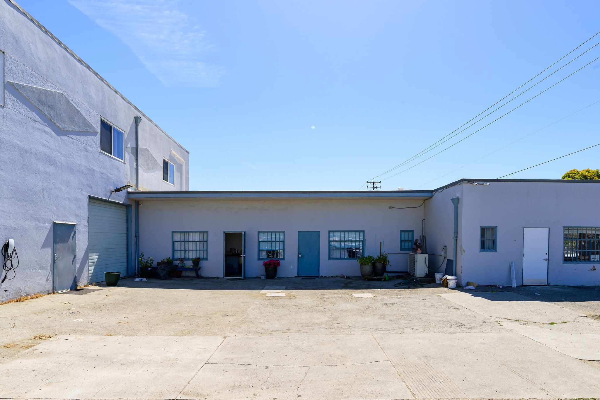 2625 Fair Oaks Ave, Redwood City, CA à louer Photo de l’immeuble– Image 1 sur 6