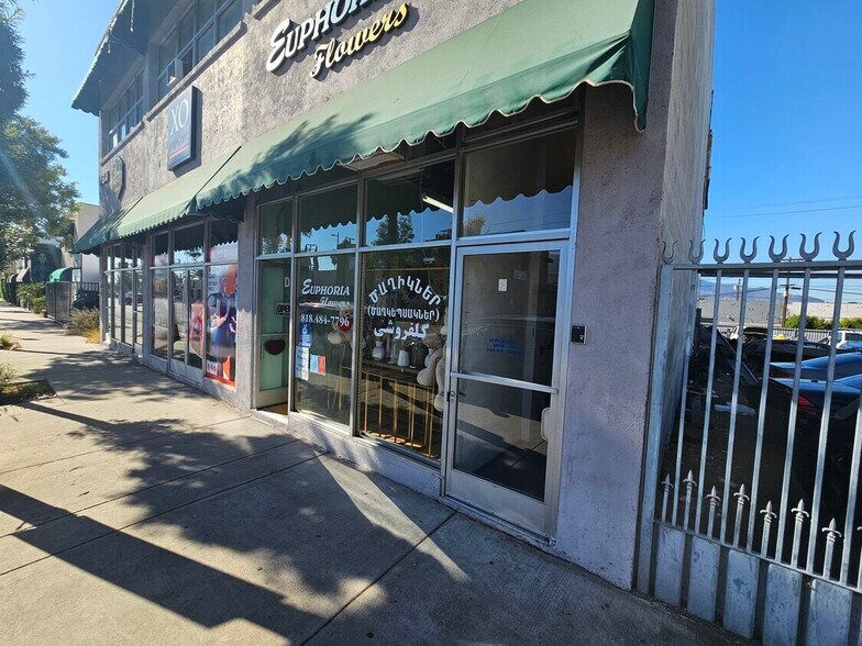 6623 San Fernando Rd, Glendale, CA à vendre - Photo de l’immeuble – Image 2 sur 47