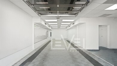 3472 NE 5th Ave, Oakland Park, FL à louer Photo intérieure– Image 2 sur 19