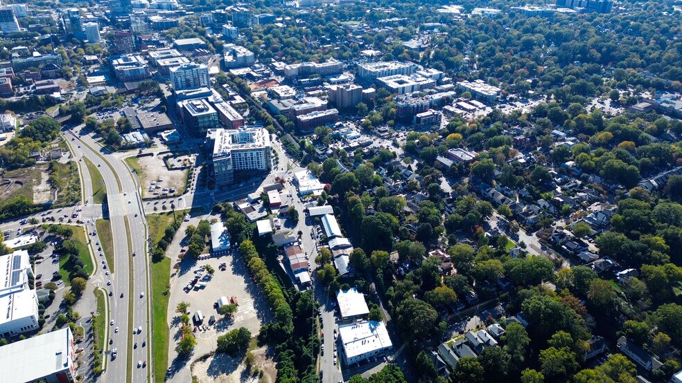 901 N West St, Raleigh, NC à louer - Photo de l’immeuble – Image 3 sur 9