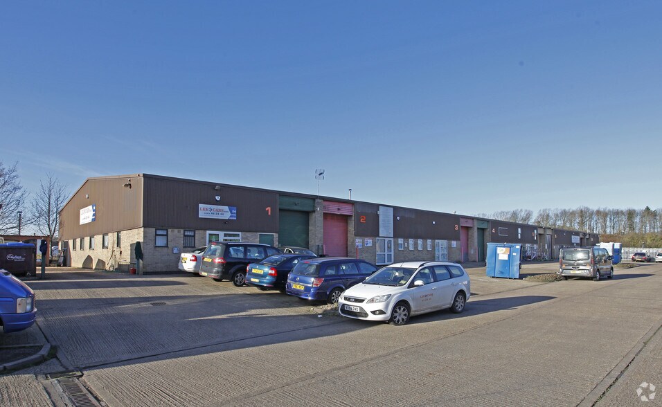 Yeldon Ct, Wellingborough à louer - Photo de l’immeuble – Image 3 sur 7