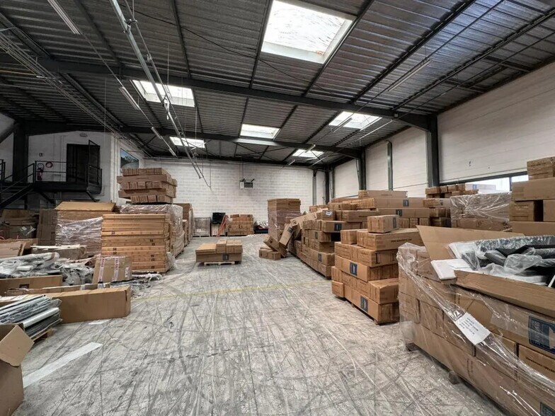 Bureau dans Chaponnay à louer - Photo intérieure – Image 3 sur 5