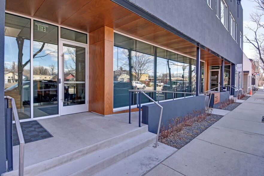 726 Front St, Louisville, CO à louer - Photo de l’immeuble – Image 2 sur 22