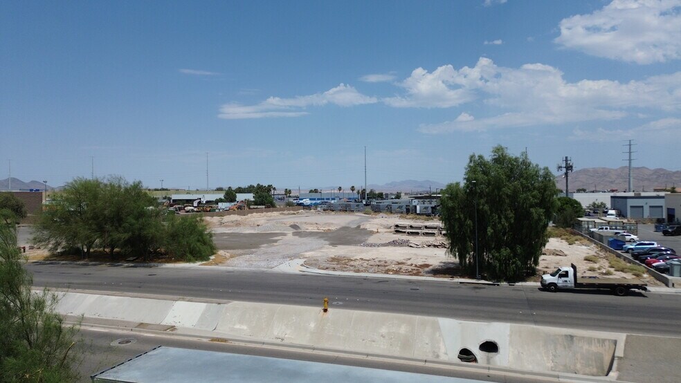 NE Vandenberg Dr & Craig Rd, North Las Vegas, NV à vendre - Photo de l’immeuble – Image 3 sur 6
