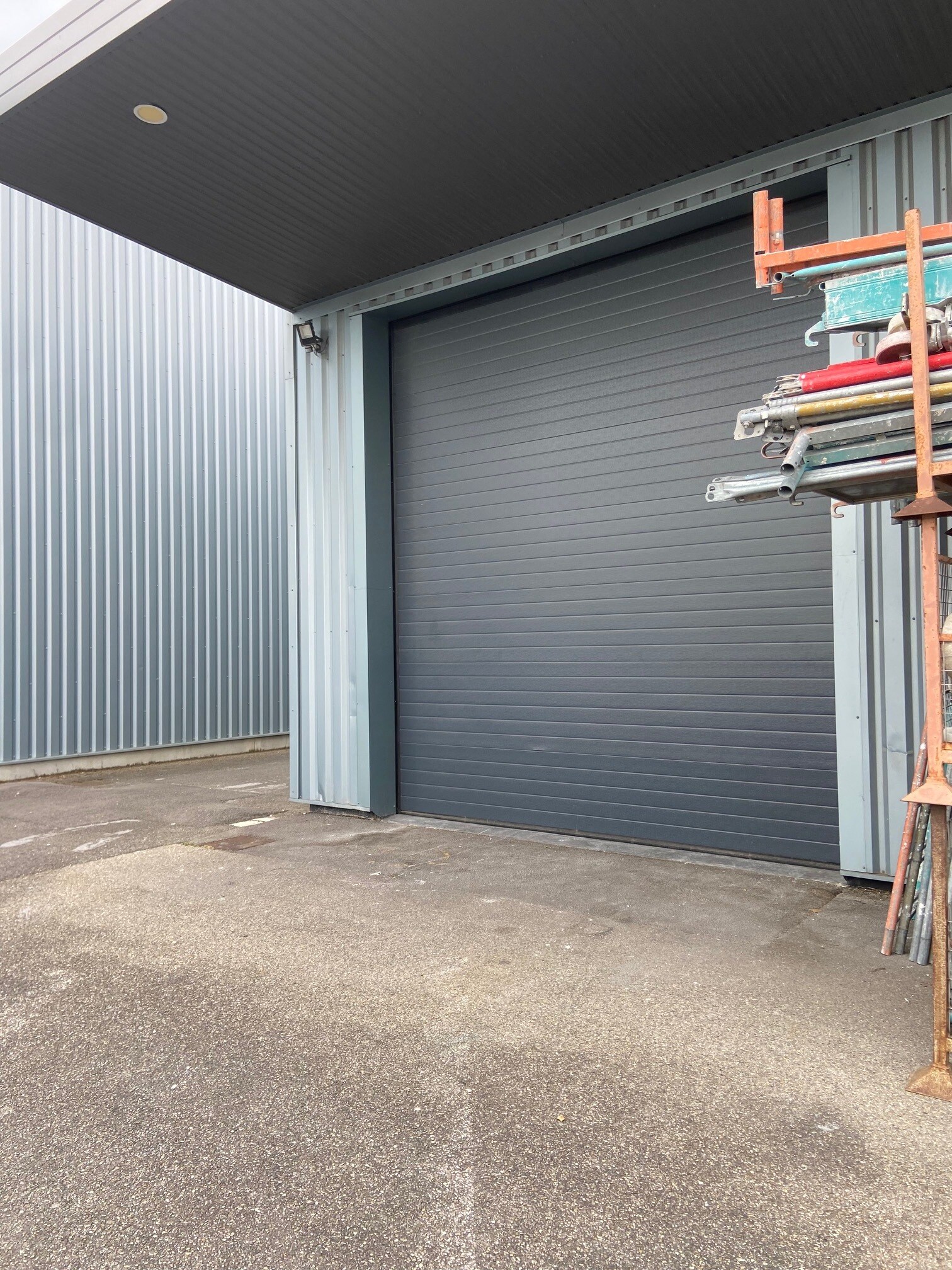 1 Avenue B, Saint-Priest à louer Photo intérieure– Image 1 sur 6