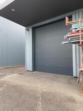 1 Avenue B, Saint-Priest à louer Photo intérieure– Image 1 sur 6