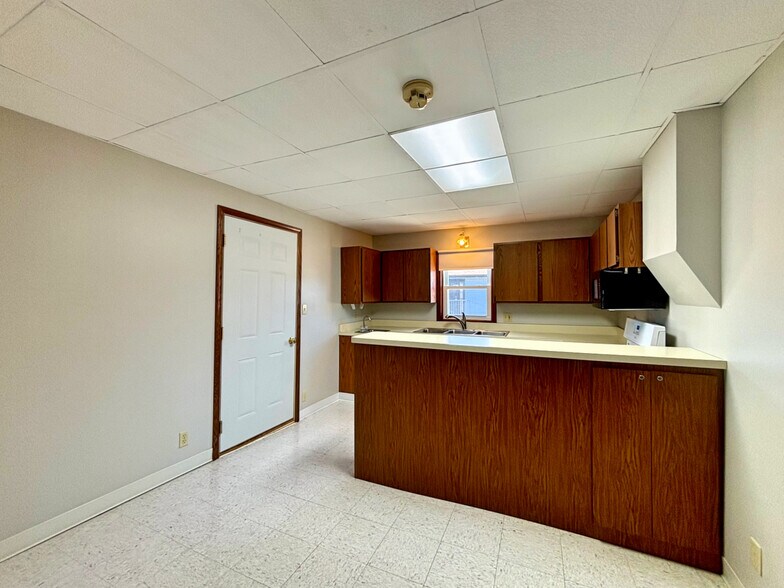 405 W Division St, Coal City, IL à vendre - Photo de l’immeuble – Image 3 sur 7