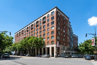 Plus de détails pour 21 South End Ave, New York, NY - Différents types d’espaces à louer