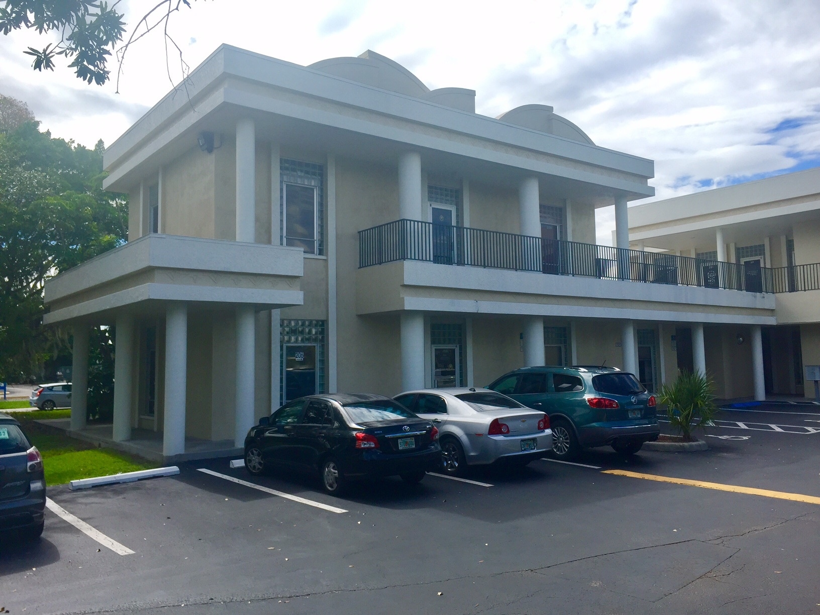 4531 Deleon St, Fort Myers, FL à louer Photo de l’immeuble– Image 1 sur 9