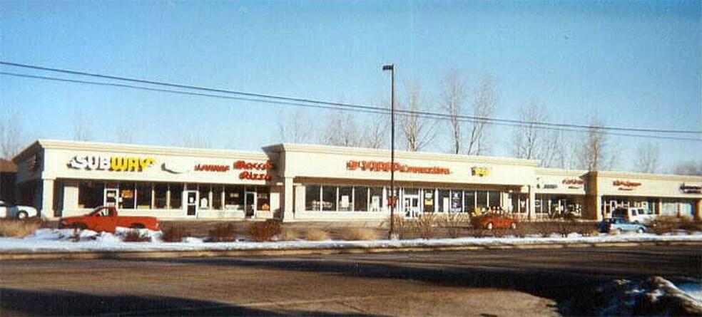 7400 Lewis Ave, Temperance, MI à louer - Photo de l’immeuble – Image 1 sur 1