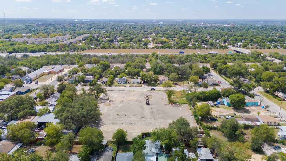 1349 Essex st, San Antonio, TX à vendre - Photo de l’immeuble – Image 3 sur 4
