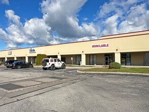 1700 Peach St, Erie, PA à louer Photo intérieure– Image 1 sur 21