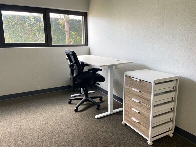 8929-8939 S Sepulveda Blvd, Los Angeles, CA à louer - Photo intérieure – Image 3 sur 42