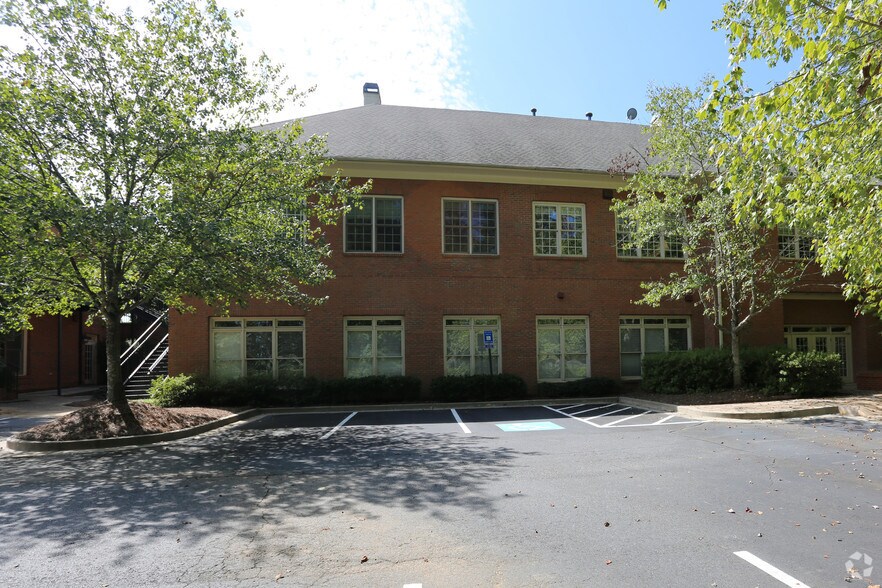 7380 McGinnis Ferry Rd, Suwanee, GA à vendre - Photo de l’immeuble – Image 2 sur 4