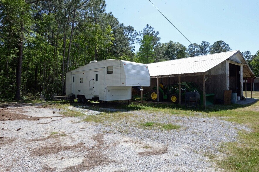 6067 Dan Garcia Rd, Bay Saint Louis, MS à vendre - Photo principale – Image 2 sur 5