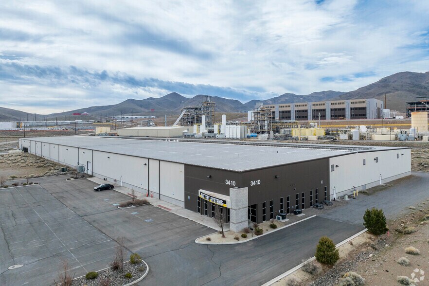 3410 Peru Dr, Sparks, NV à louer - Photo de l’immeuble – Image 2 sur 7