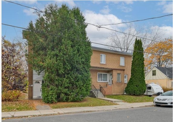 650 Rue Marmier, Longueuil, QC à vendre - Photo principale – Image 1 sur 1
