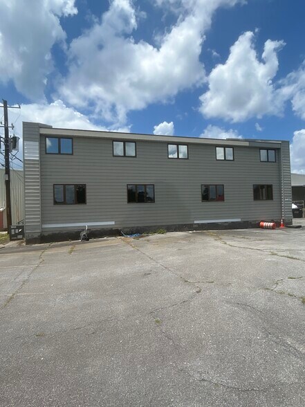 710 Haines Ave, Waycross, GA à louer - Photo de l’immeuble – Image 1 sur 6