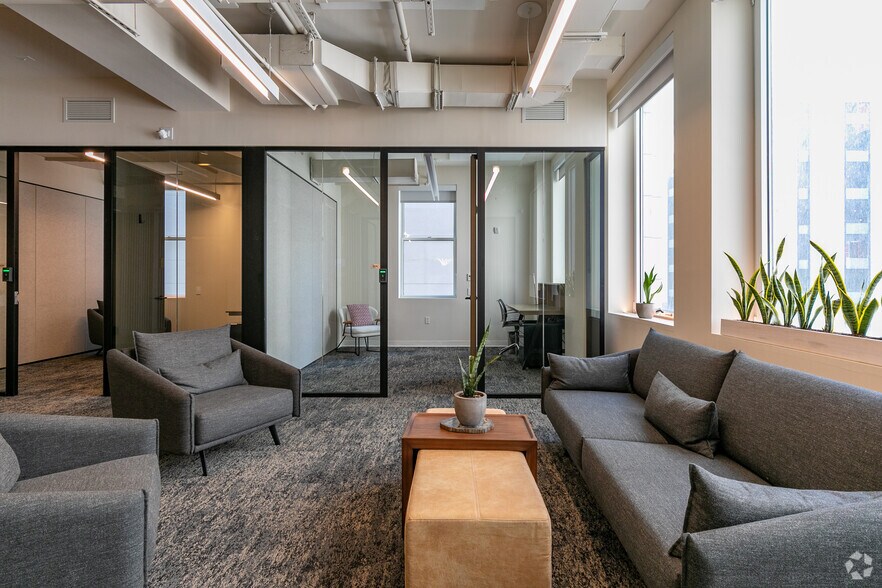 331 Park Ave S, New York, NY à louer - Photo principale – Image 1 sur 13